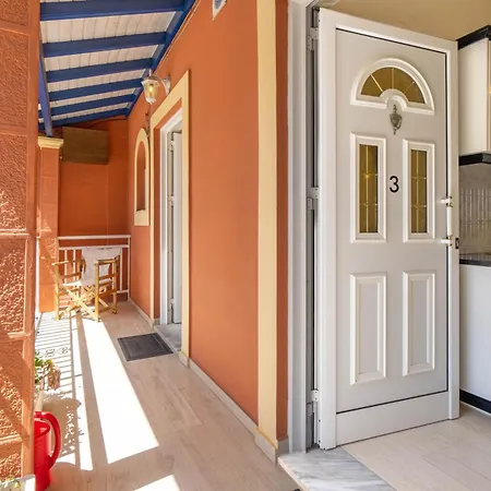 Nikos Seaside 3 *